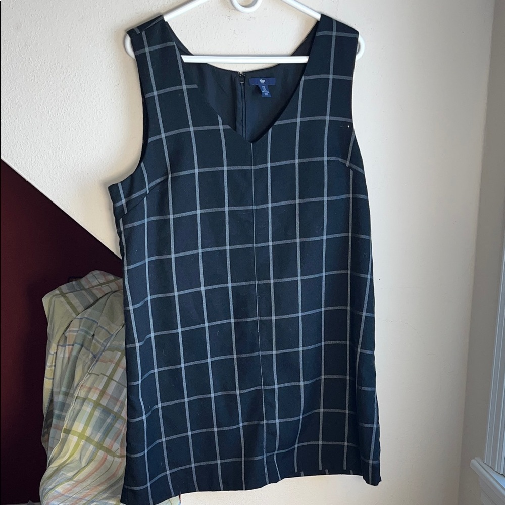 GAP Charcoal‎ Gray Windowpane Plaid Jumper 14
